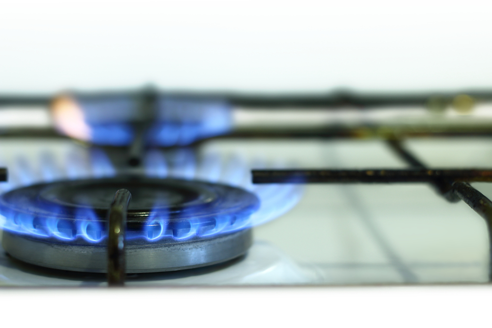 Is it cheaper to cook with gas or electric? - CDA Appliances 